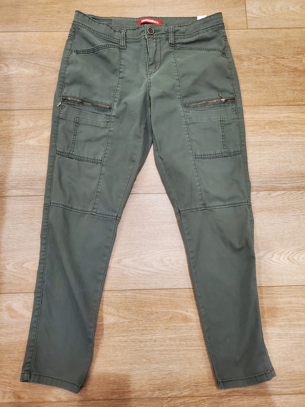 Union Bay Women's Army Green Utility Zip Pocket Pants, Size 11